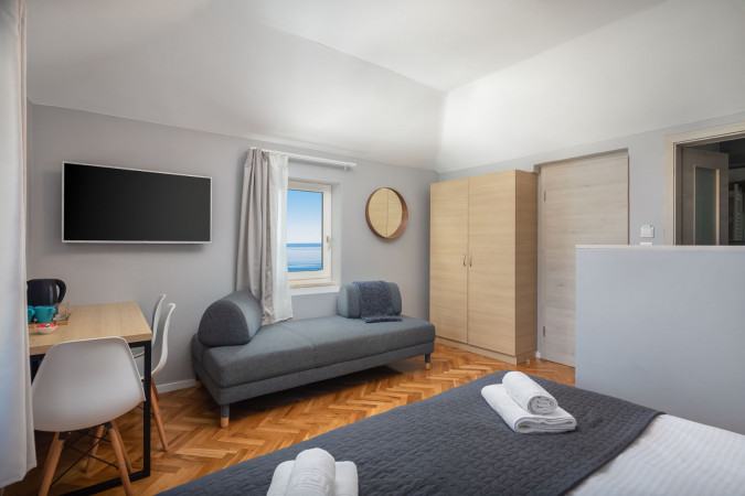 Studio s pogledom na more, Solar Beach Inn u neposrednoj blizini mora, Stobreč, Dalmacija Stobreč