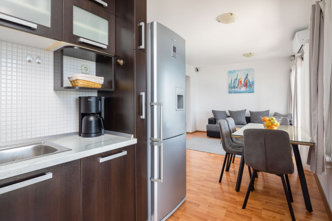 Apartman s pogledom na more 1, Solar Beach Inn u neposrednoj blizini mora, Stobreč, Dalmacija Stobreč