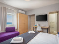 Double Rooms with Sea View, Solar Beach Inn near the sea, Stobreč, Dalmatia, Croatia Stobreč